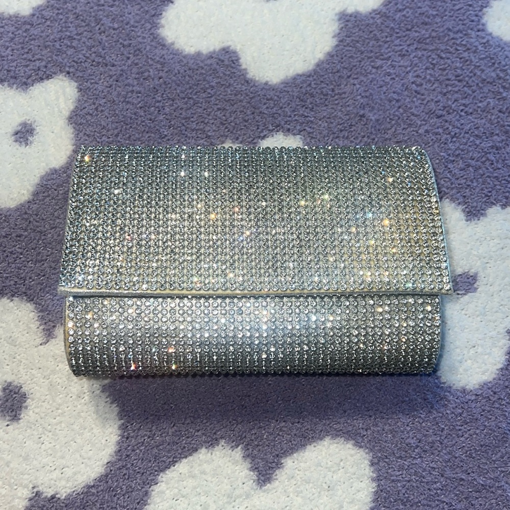 Prom/homecoming clutch